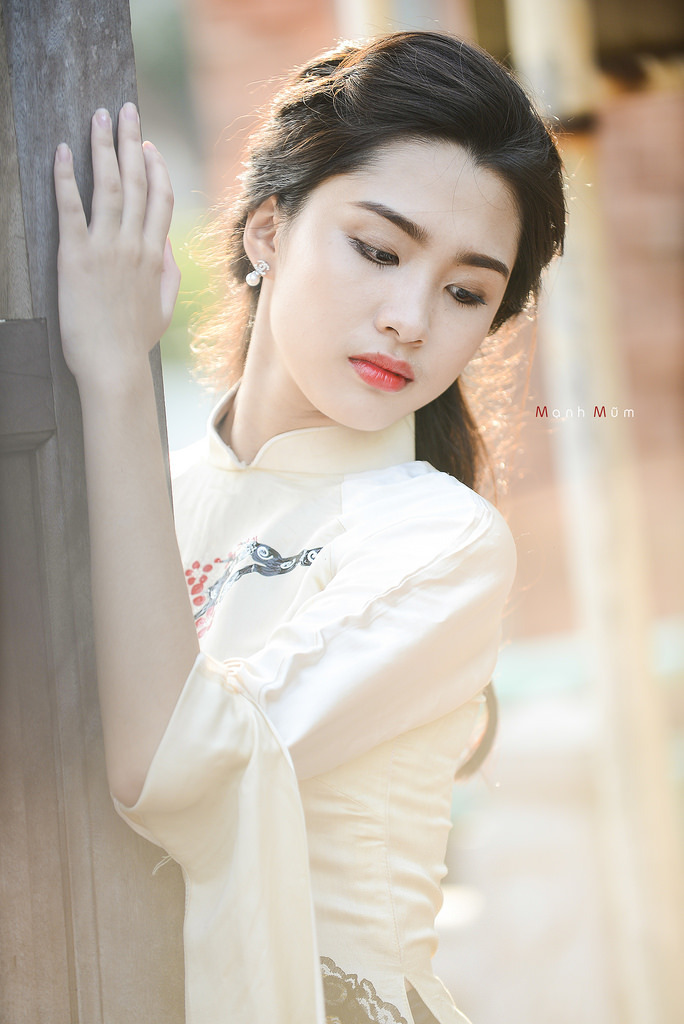 丰满少妇对白在线偷拍